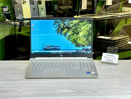 HP Laptop 15s-fq2621n 1